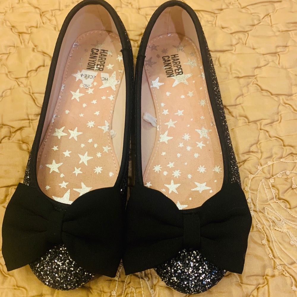 Harper Canyon girls formal shoes
